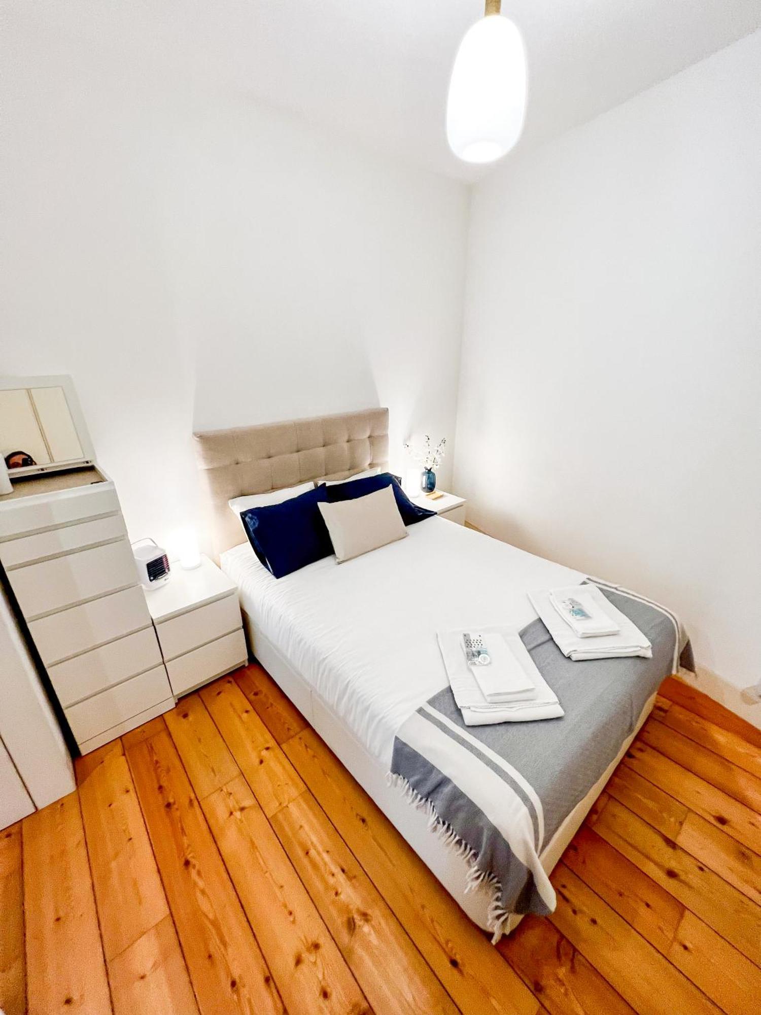 Arsenal 108, Design - New Light Downtown Chiado And River Lejlighed Lisboa