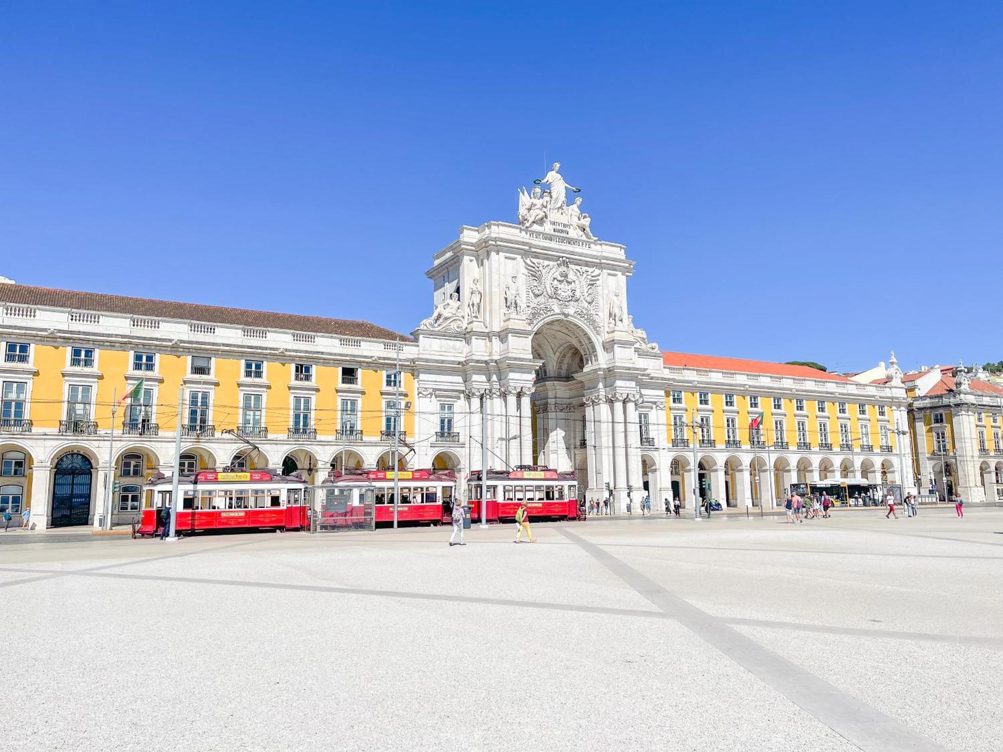 Arsenal 108, Design - New Light Downtown Chiado And River Lejlighed Lisboa
