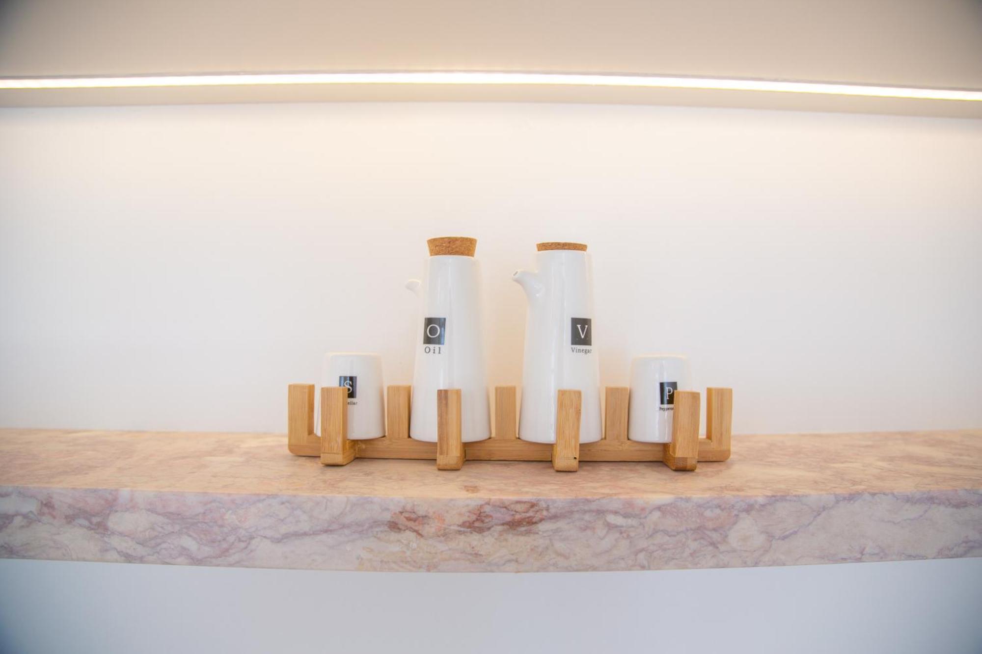 Arsenal 108, Design - New Light Downtown Chiado And River Lejlighed *